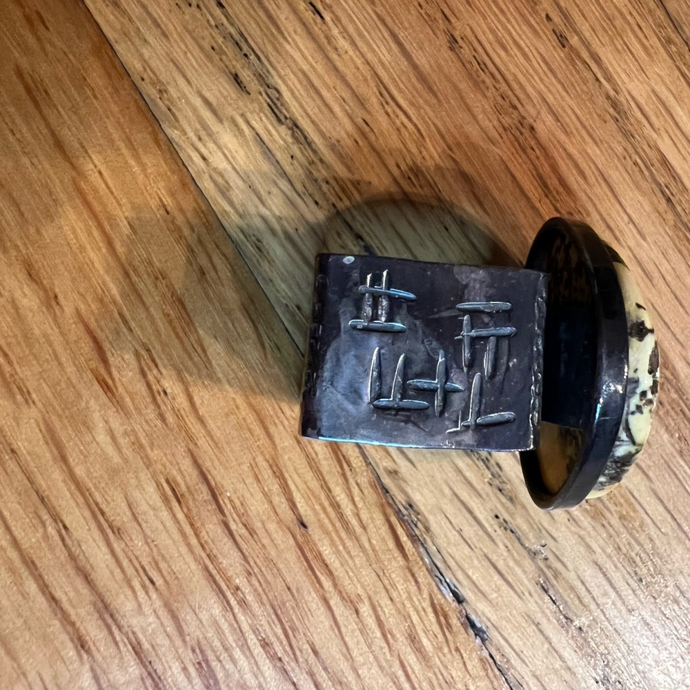 Antique Ston Ring - Picture 3 of 5